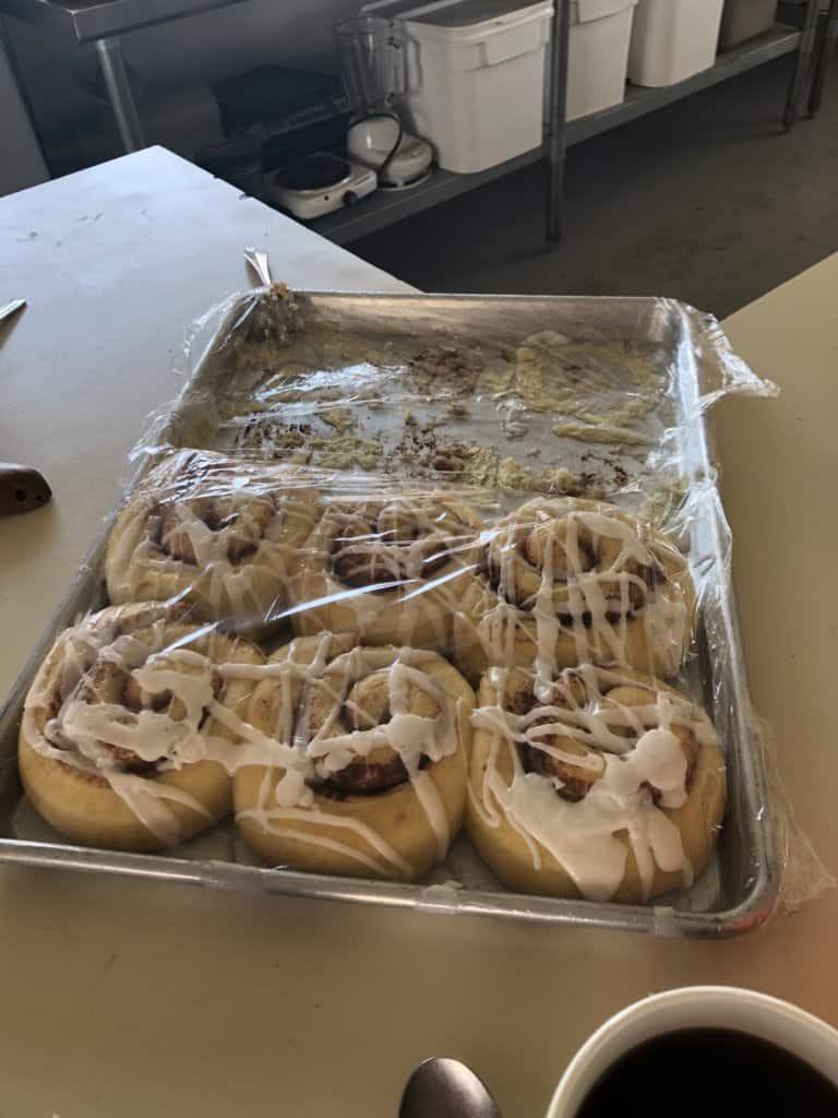 tray of 6 cinnamon rolls