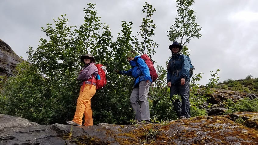 Glacier walk on the ledge