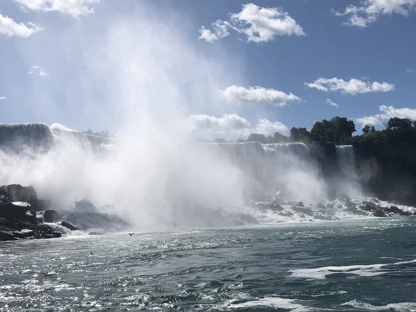 Bridalveil falls from Hornblower boat