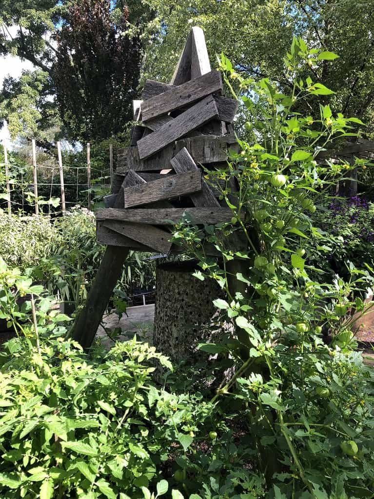 Tripod Bee Hotel at Edwards Gardens